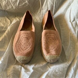 UGG Women's salmon Espadrilles